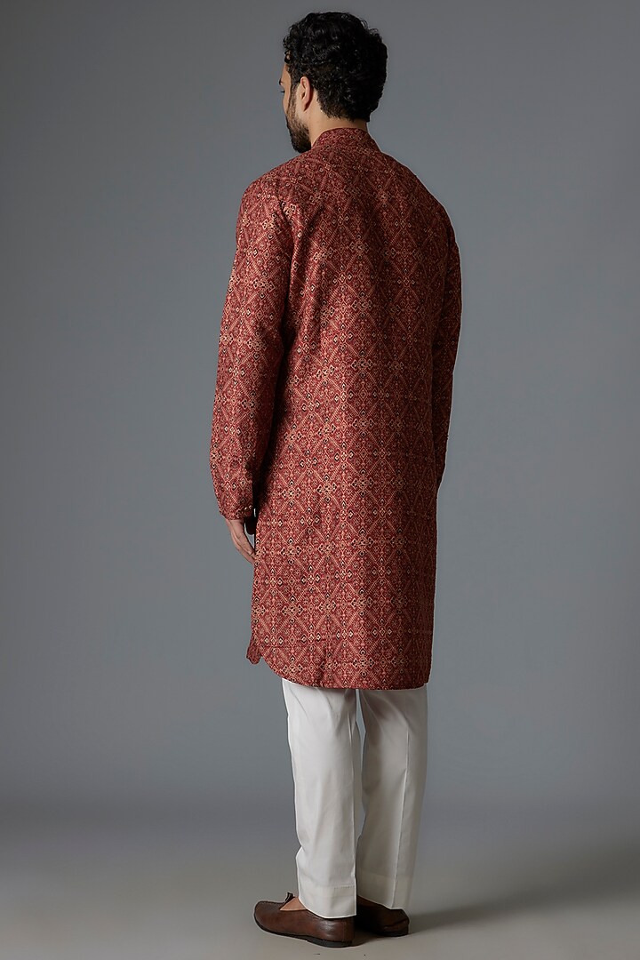 Red Raw Silk Printed Kurta Set by Divyam Mehta Men at Pernia's Pop Up Shop