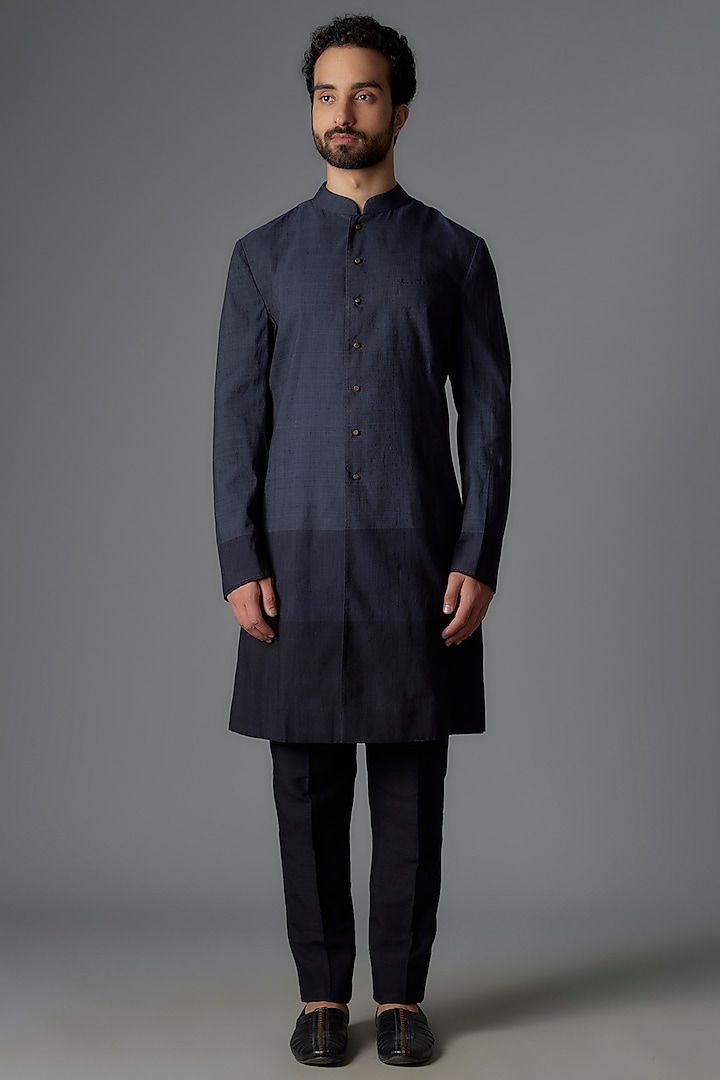 Space Blue Linen Matka Ombre Kurta Set by Divyam Mehta Men at Pernia's Pop Up Shop