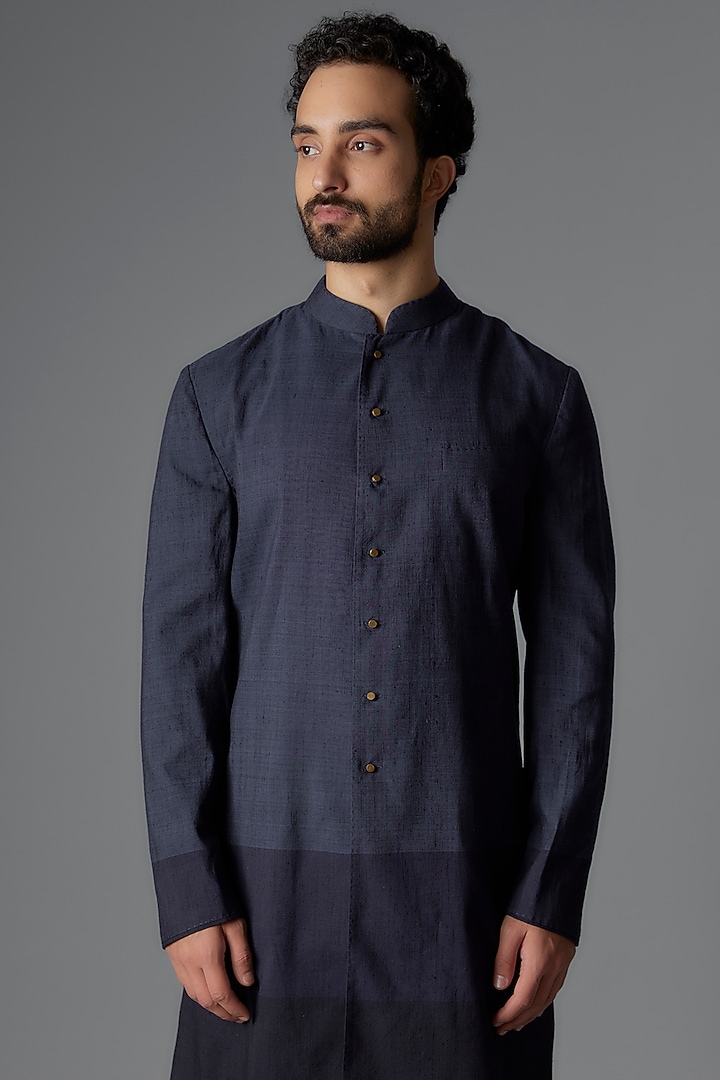 Space Blue Linen Matka Ombre Kurta Set by Divyam Mehta Men at Pernia's Pop Up Shop