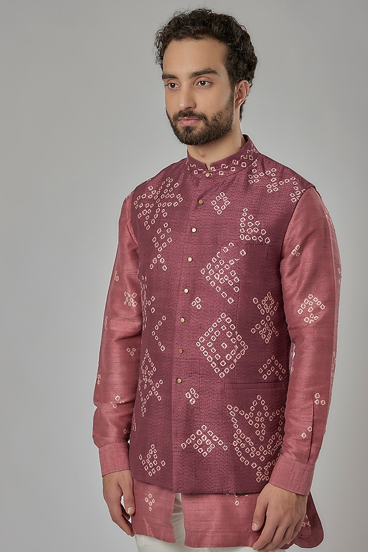 Claret Raw Silk Shibori Bundi Set by Divyam Mehta Men at Pernia's Pop Up Shop