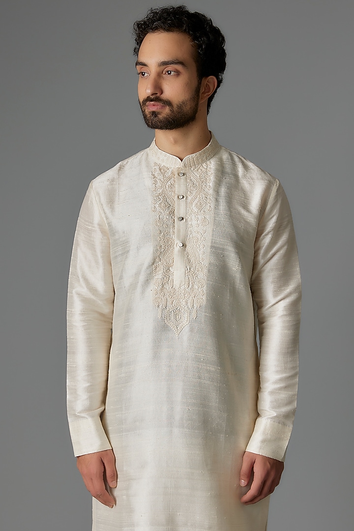 Ivory Raw Silk Kurta Set by Divyam Mehta Men at Pernia's Pop Up Shop