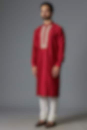 Red Raw Silk Kurta Set by Divyam Mehta Men