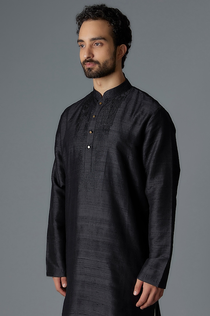 Black Raw Silk Kurta Set by Divyam Mehta Men at Pernia's Pop Up Shop