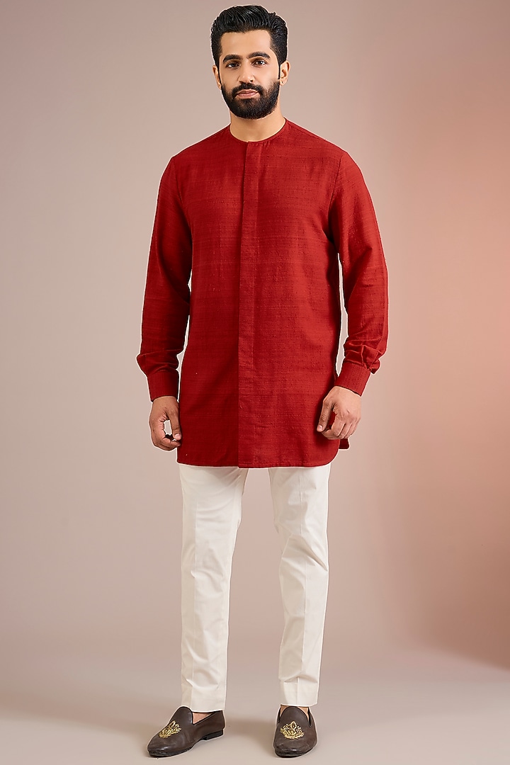 Red Mulberry Silk Bundi Jacket Set by Divyam Mehta Men at Pernia's Pop Up Shop