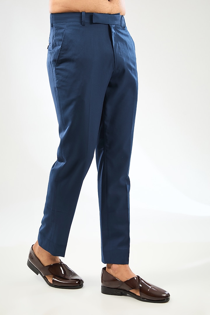 Blue Silk Embroidered Groom Sherwani Set by Divyam Mehta Men at Pernia's Pop Up Shop