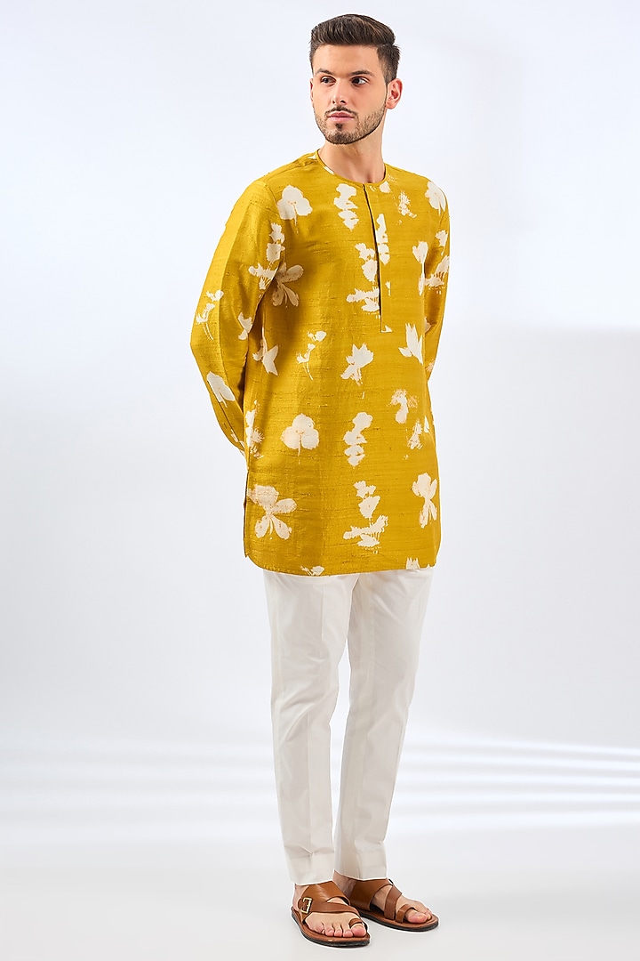 Haldi Yellow Silk Digital Printed Bundi Jacket Set by Divyam Mehta Men at Pernia's Pop Up Shop