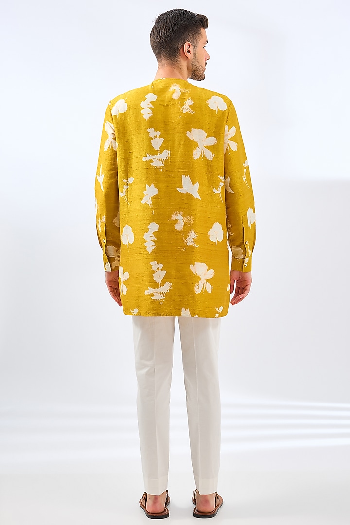 Haldi Yellow Silk Digital Printed Bundi Jacket Set by Divyam Mehta Men at Pernia's Pop Up Shop