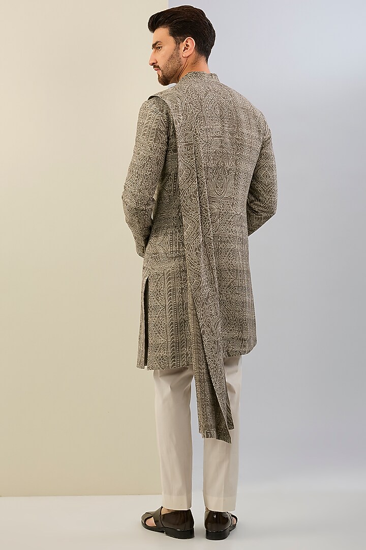 Grey Raw Silk Kurta Set by Divyam Mehta Men at Pernia's Pop Up Shop