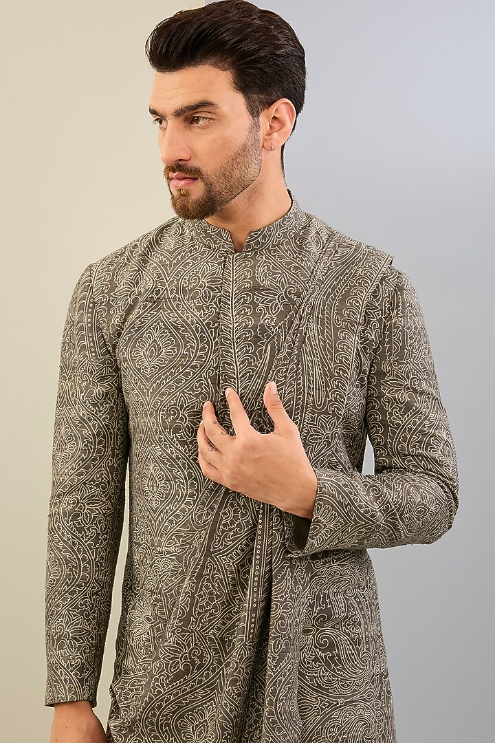 Grey Raw Silk Kurta Set by Divyam Mehta Men at Pernia's Pop Up Shop