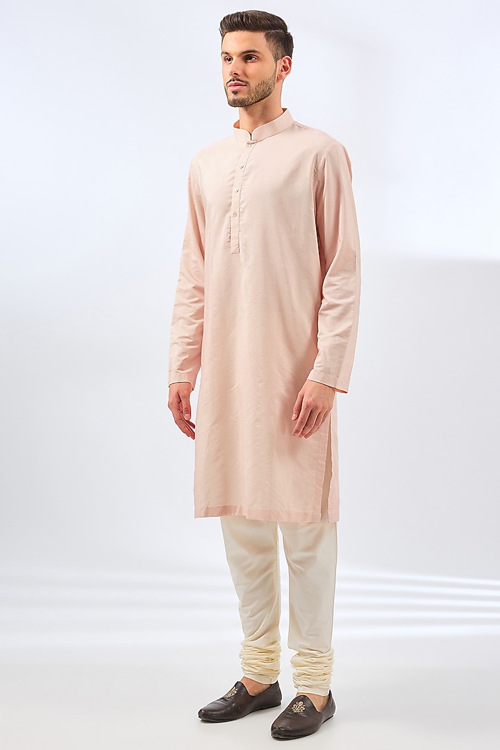 Oyster Pink Silk Groom Sherwani Set by Divyam Mehta Men at Pernia's Pop Up Shop
