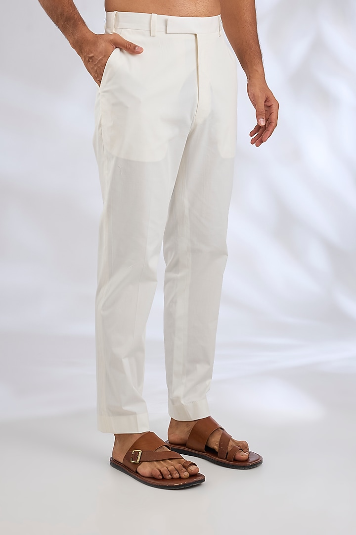 Bottle Green Matka Silk Kurta Set by Divyam Mehta Men at Pernia's Pop Up Shop