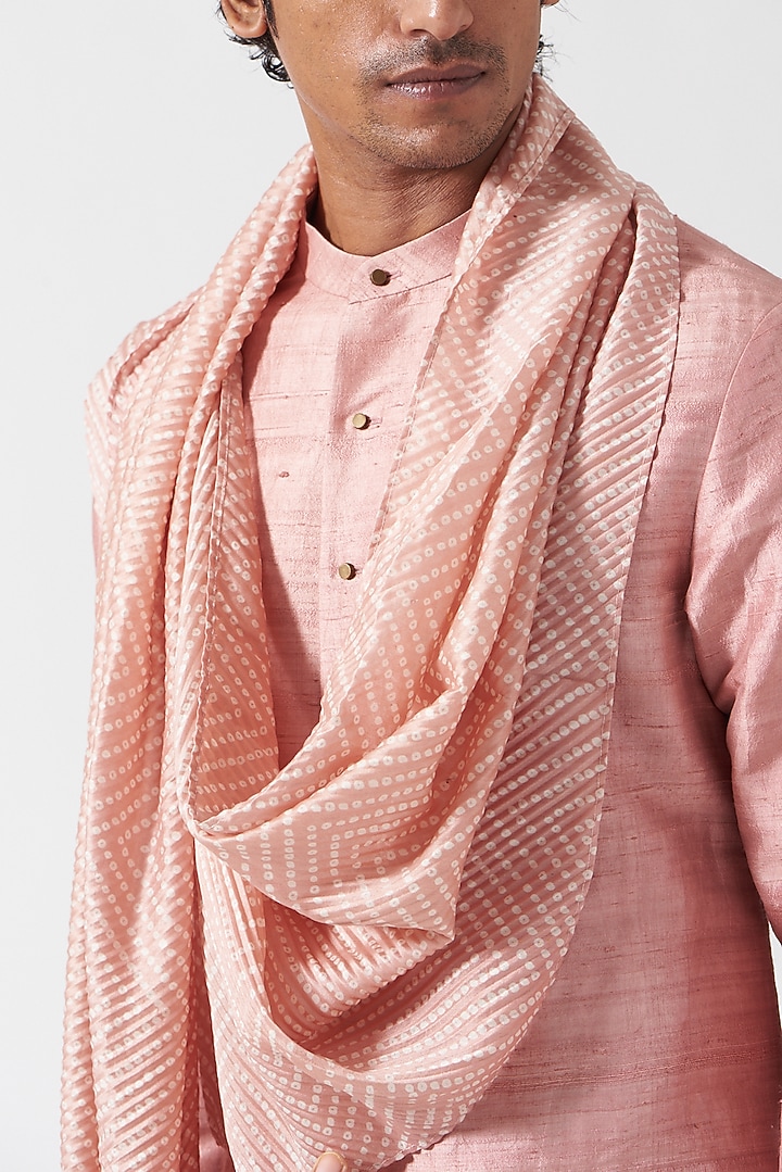 Antique Pink Raw Silk Printed Draped Kurta Set by Divyam Mehta Men at Pernia's Pop Up Shop