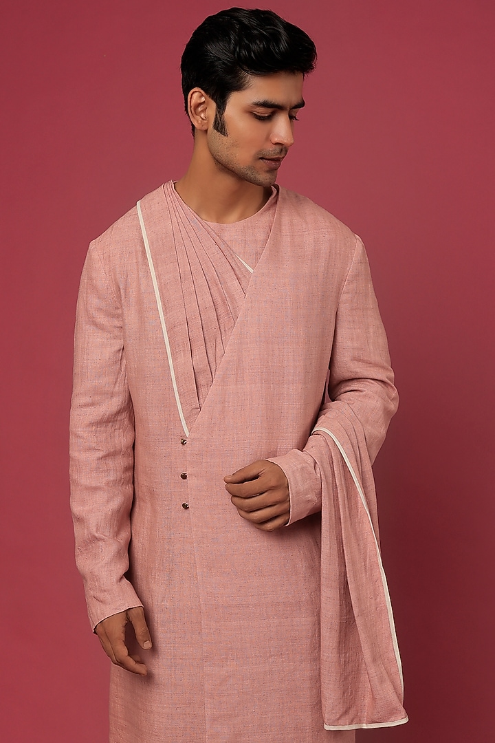 Peach Raw Silk Draped Kurta Set by Divyam Mehta Men at Pernia's Pop Up Shop