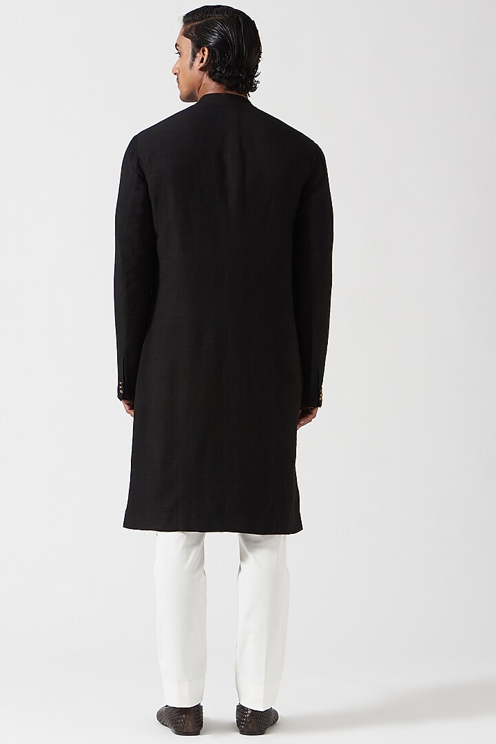 Black Matka Silk Kurta Set  by Divyam Mehta Men at Pernia's Pop Up Shop