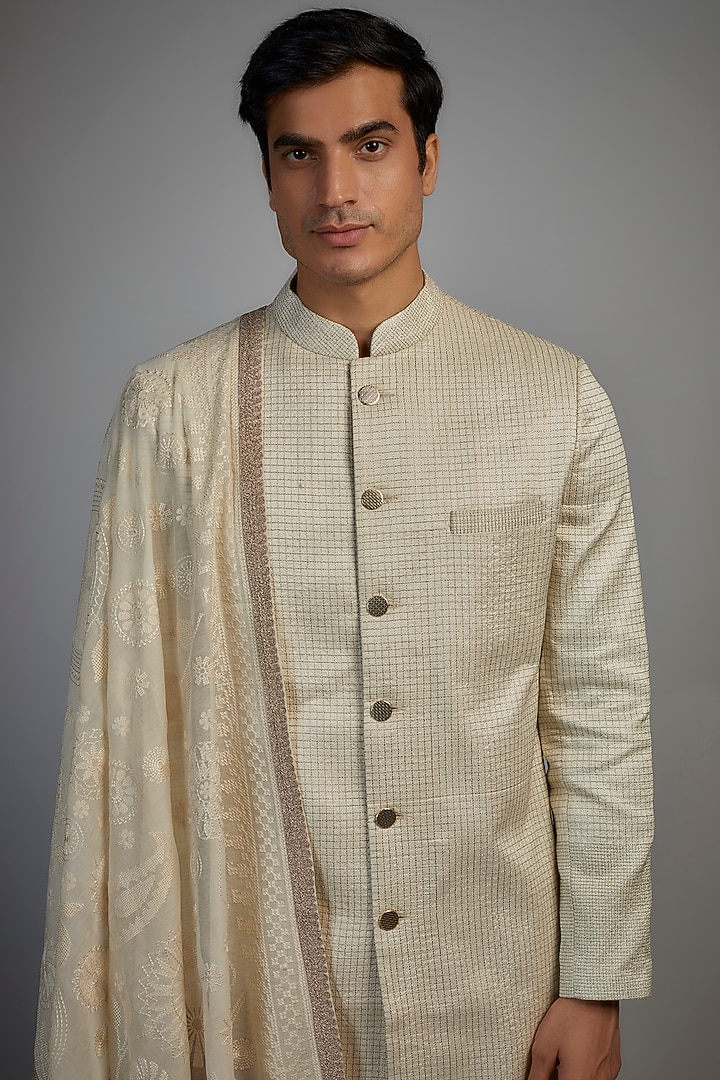 Ivory Matka Silk Embroidered Dupatta by Divyam Mehta Men at Pernia's Pop Up Shop