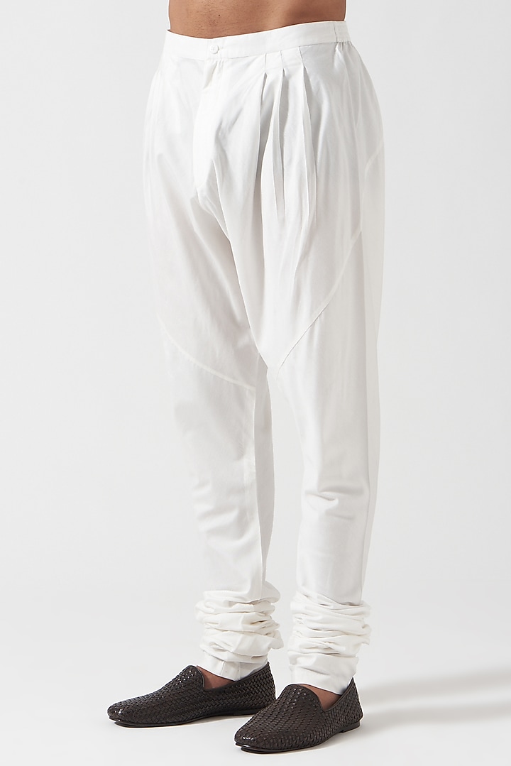 Chandi Silver Raw Silk Embroidered Kurta Set by Divyam Mehta Men at Pernia's Pop Up Shop