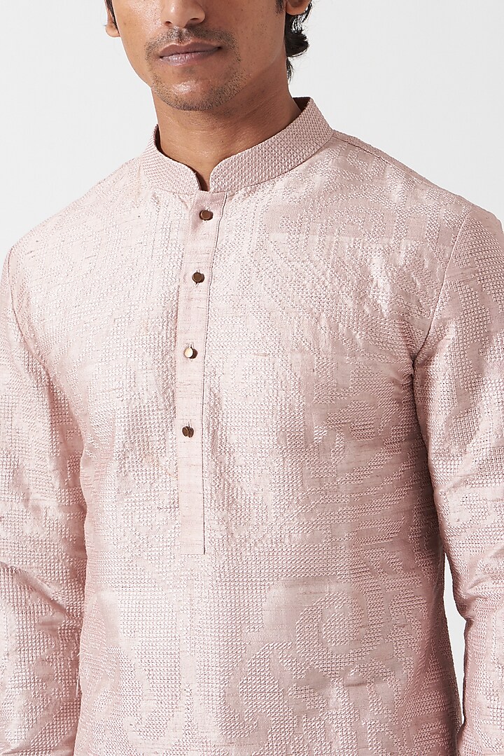Pink Raw Silk Embroidered Kurta Set by Divyam Mehta Men at Pernia's Pop Up Shop
