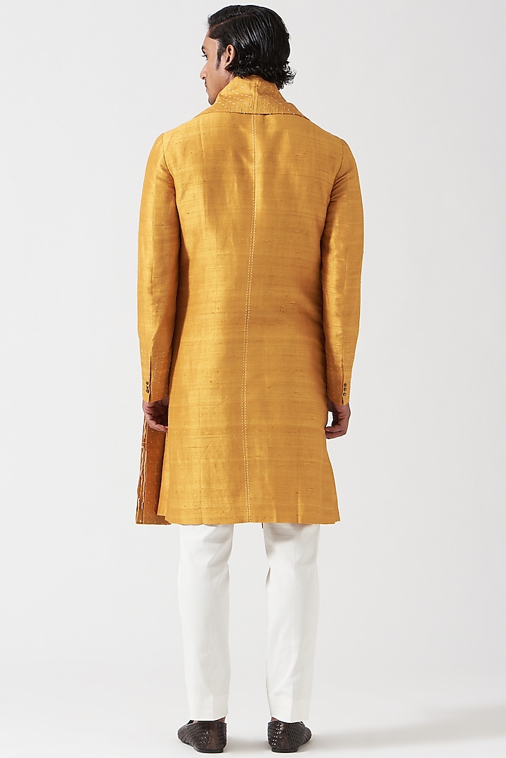 Yellow Moss Crepe Hand Embroidered Tie-Dyed Kurta Set by Divyam Mehta Men at Pernia's Pop Up Shop