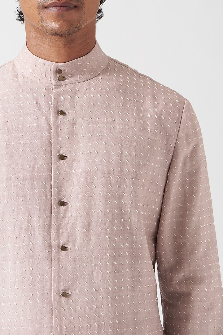 Onion Pink Matka Silk Kurta Set by Divyam Mehta Men at Pernia's Pop Up Shop