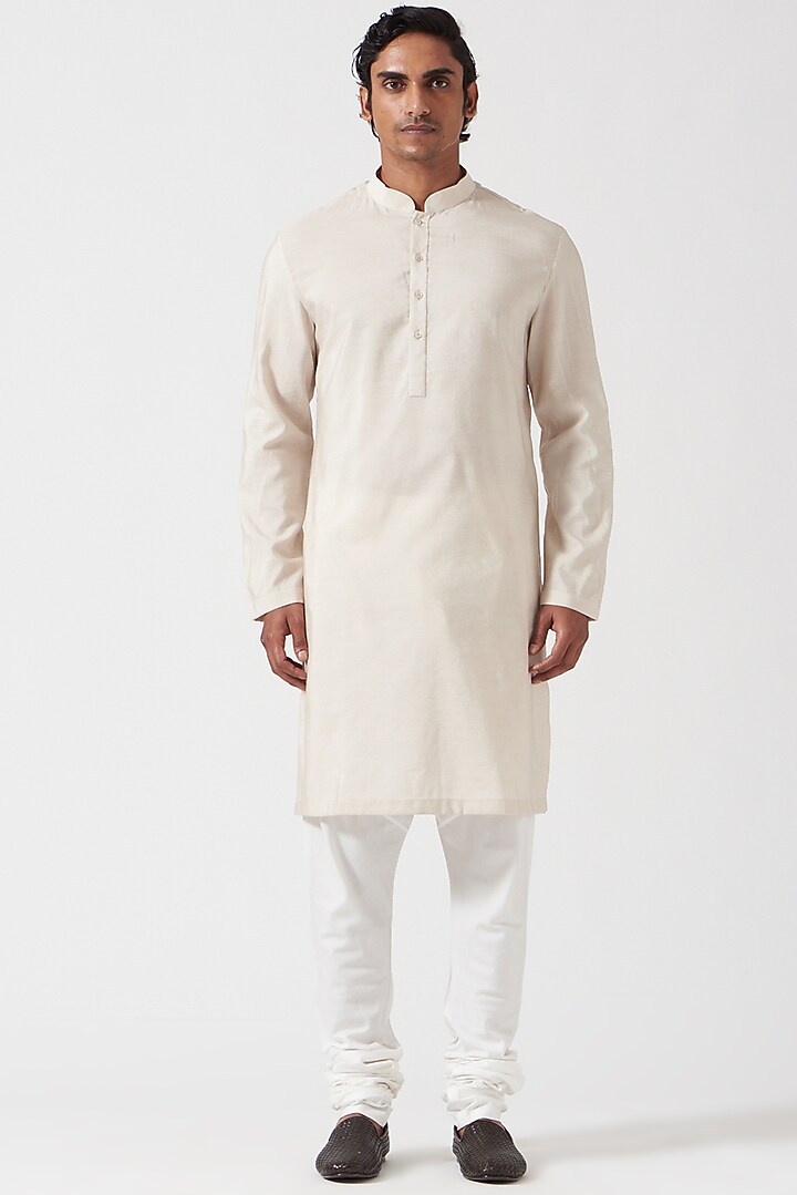 Chandi Silver Raw Silk Zari Dot Embroidered Wedding Sherwani Set by Divyam Mehta Men at Pernia's Pop Up Shop