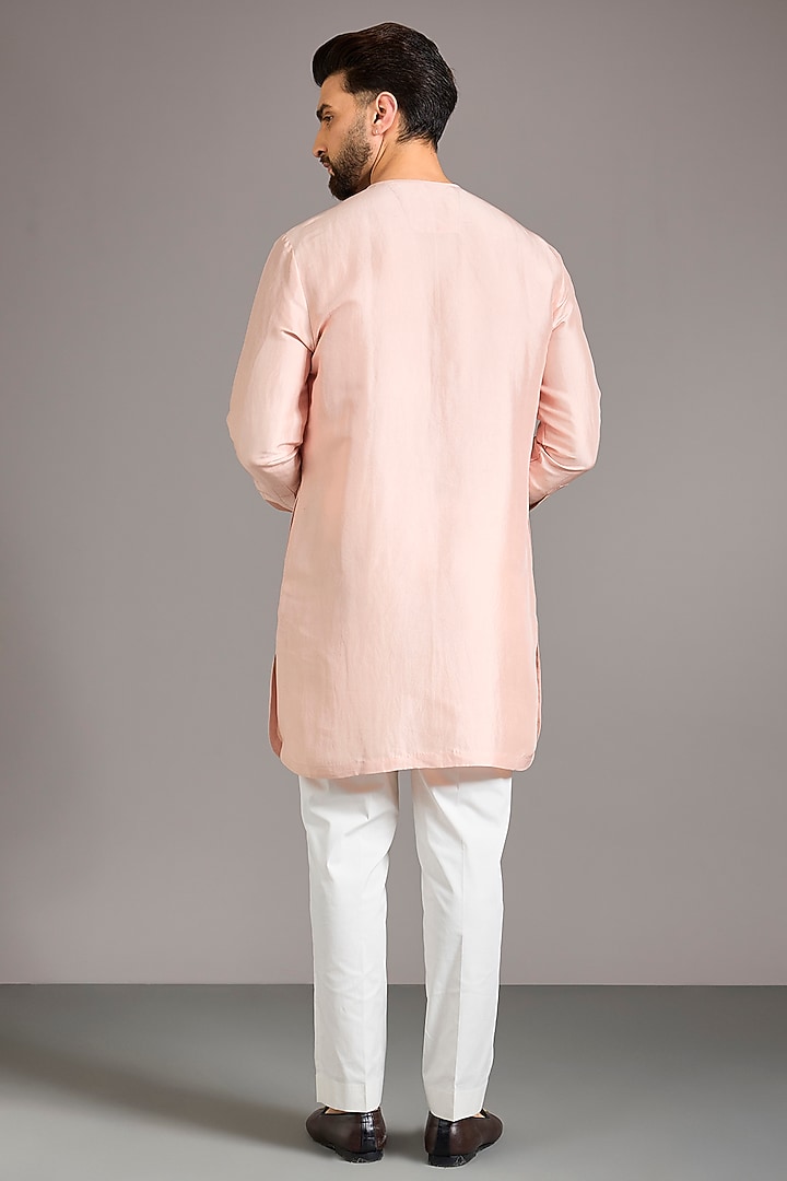 Pyazi Pink Raw Silk Embroidered Bundi Jacket Set by Divyam Mehta Men at Pernia's Pop Up Shop