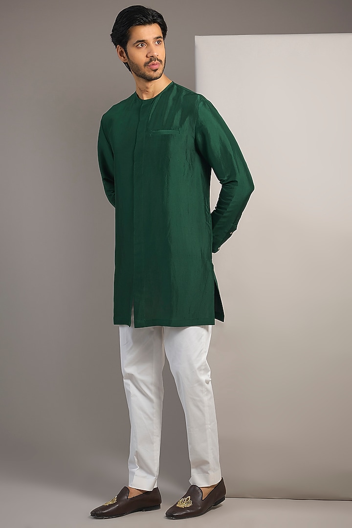 Amazon Green Silk Bundi Jacket Set by Divyam Mehta Men at Pernia's Pop Up Shop
