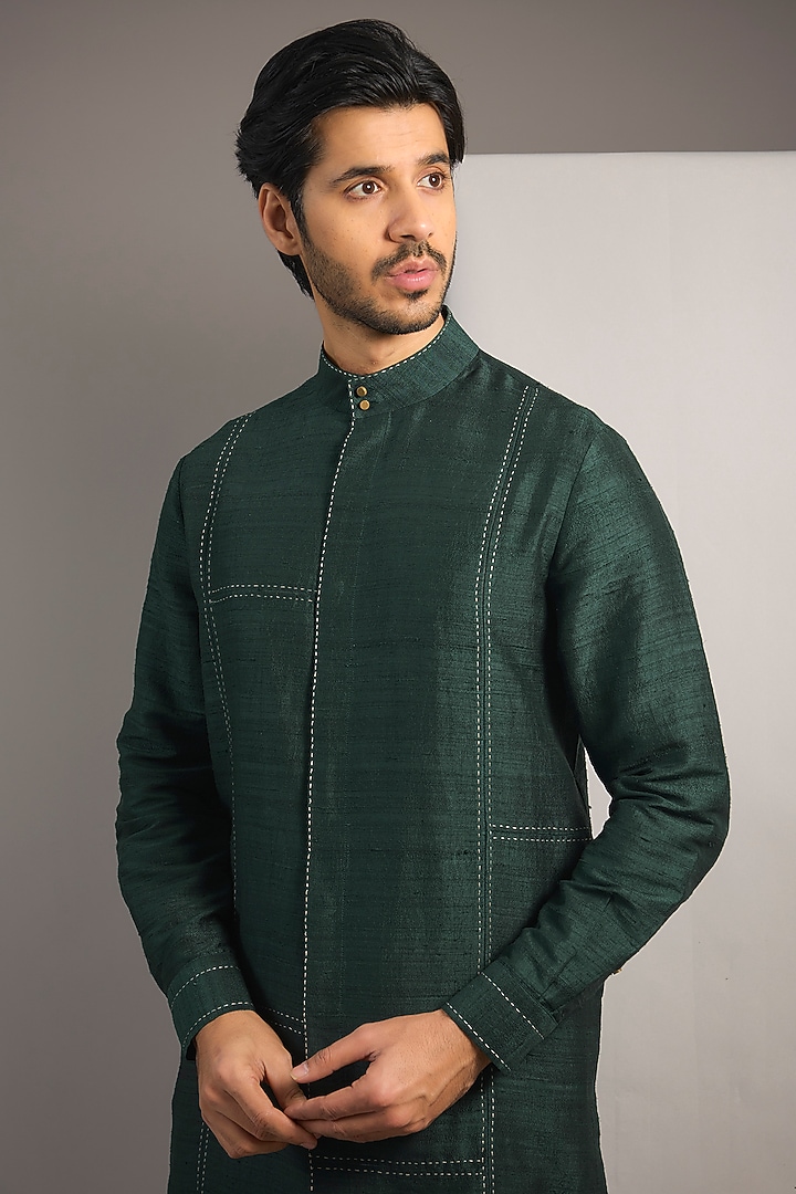 Bottle Green Raw Silk Kurta by Divyam Mehta Men at Pernia's Pop Up Shop