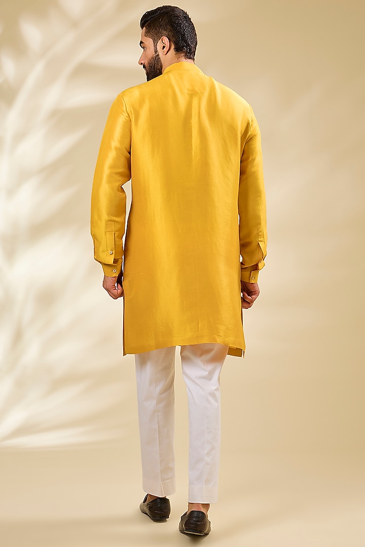 Haldi Yellow Silk Digital Printed Bundi Set by Divyam Mehta Men at Pernia's Pop Up Shop