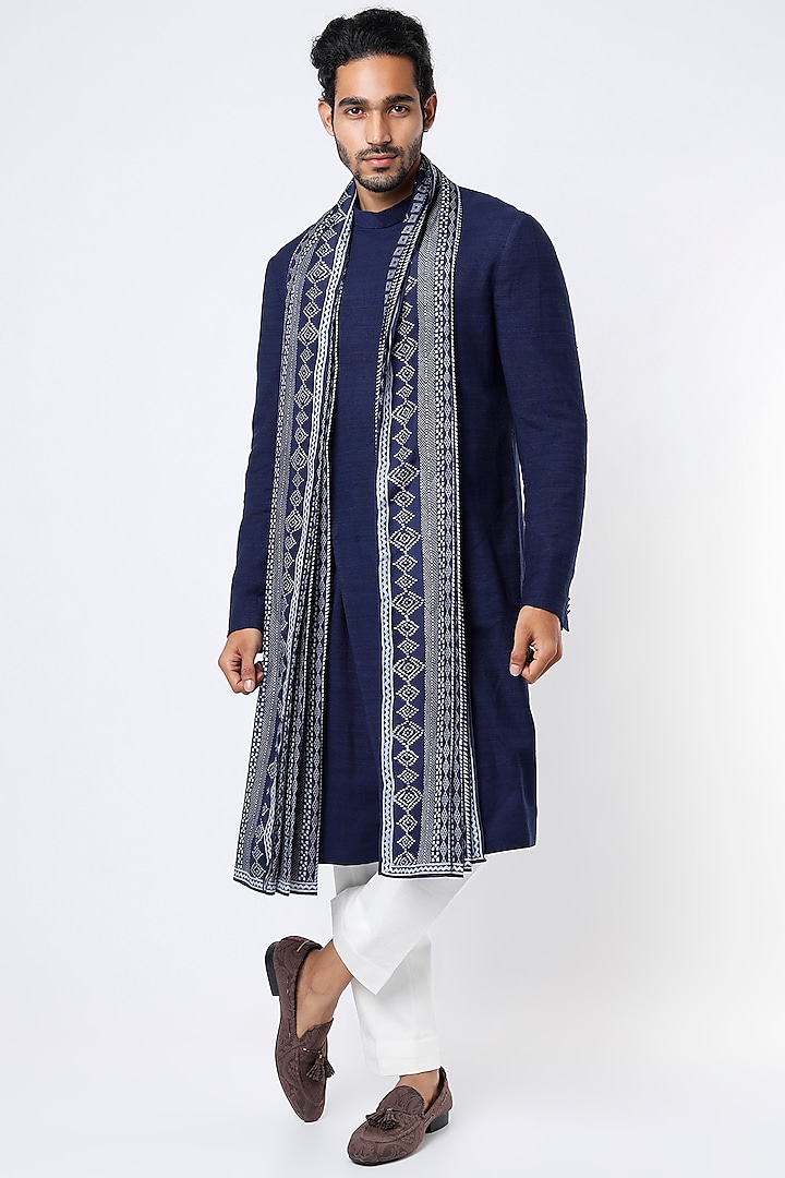 Space Blue Matka Silk Kurta Set With Printed Stole by Divyam Mehta Men