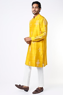 product-color-Yellow