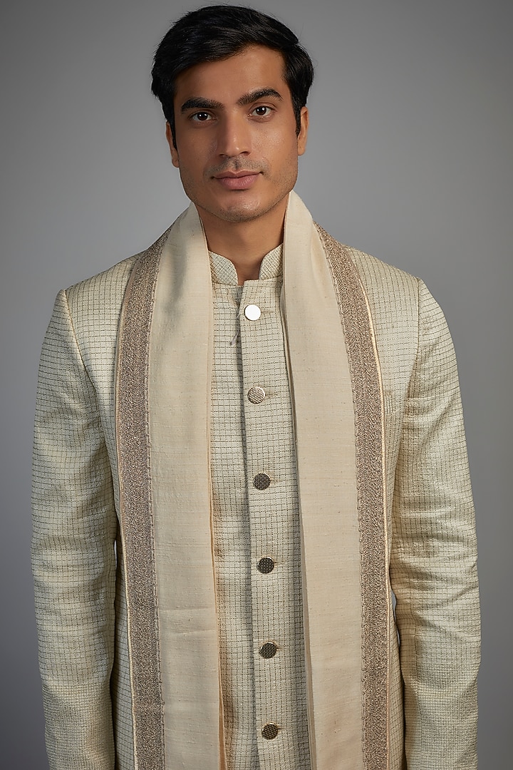 Ivory Matka Silk Embroidered Dupatta by Divyam Mehta Men at Pernia's Pop Up Shop