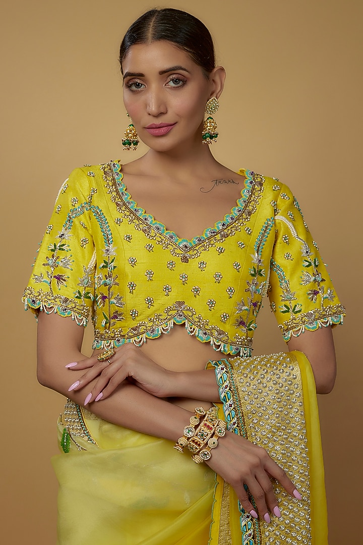 Lime Yellow Ombre Raw Silk & Handloom Organza Embellished Bridal Saree Set by Daamann by Mohit Falod at Pernia's Pop Up Shop