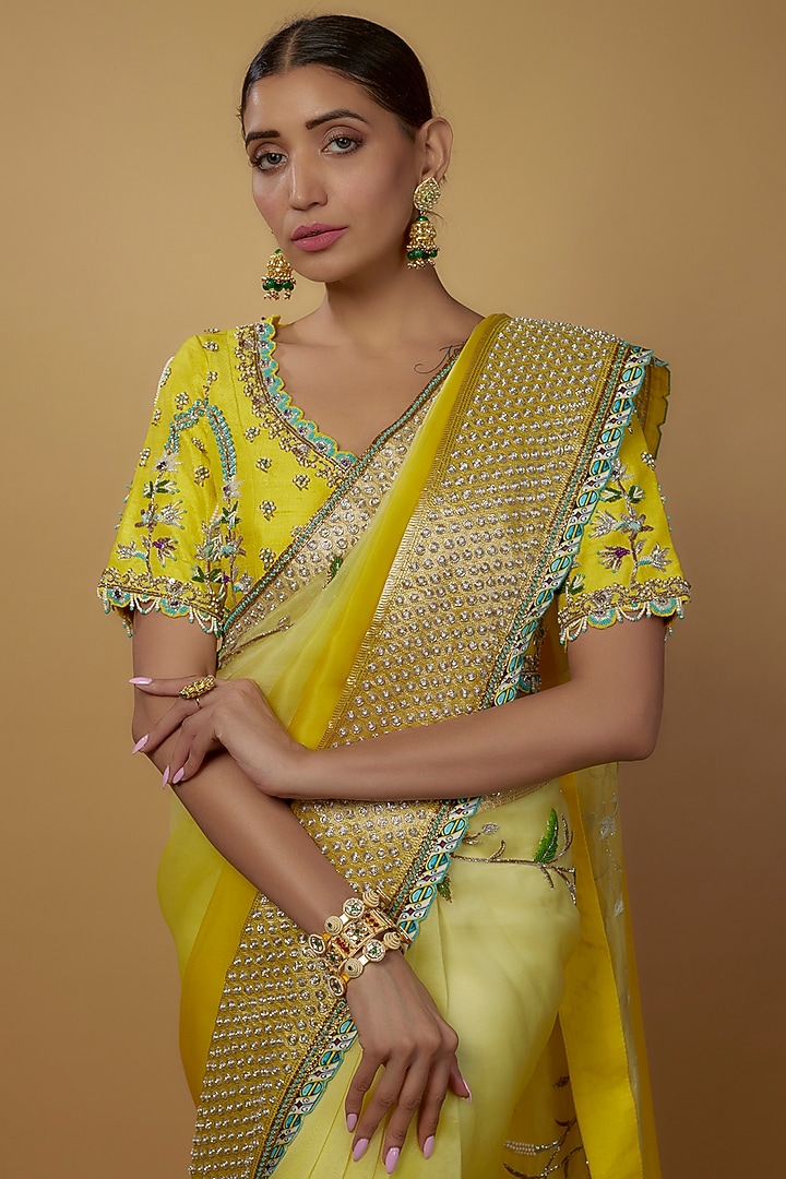 Lime Yellow Ombre Raw Silk & Handloom Organza Embellished Bridal Saree Set by Daamann by Mohit Falod at Pernia's Pop Up Shop