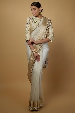 Ivory & Gold Handloom Organza Embroidered Saree Set by Daamann by Mohit Falod