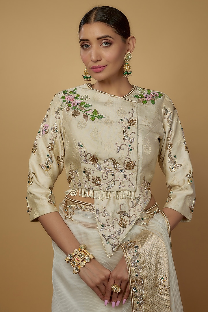 Ivory & Gold Handloom Organza Embroidered Bridal Saree Set by Daamann by Mohit Falod at Pernia's Pop Up Shop