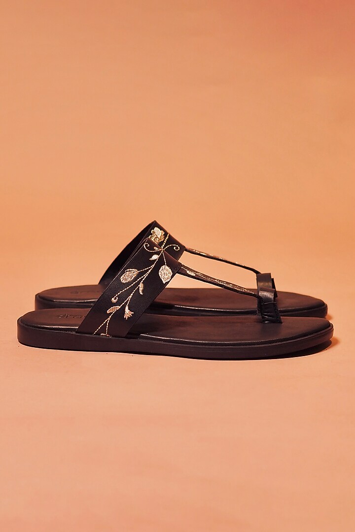Black Leather Kolhapuri Slippers by Dmodot at Pernia's Pop Up Shop