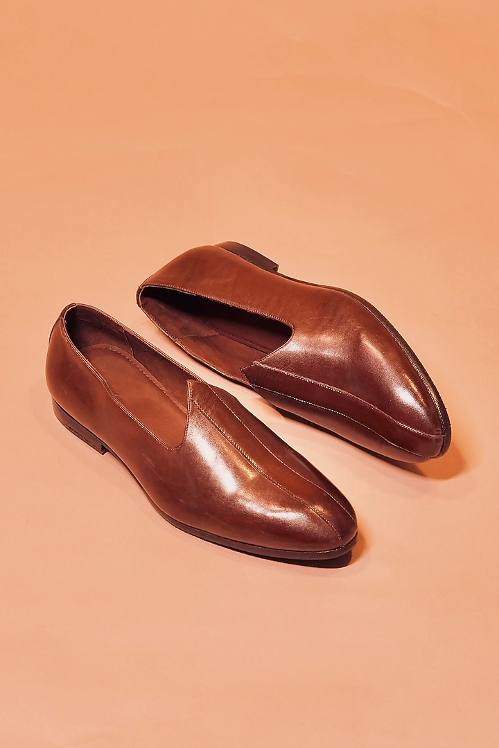 Brown Leather Mojaris by Dmodot at Pernia's Pop Up Shop