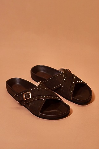 Brown Leather Textured Flats by Dmodot