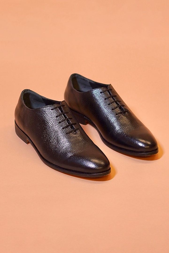 Black Textured Milled Leather Shoes by Dmodot at Pernia's Pop Up Shop