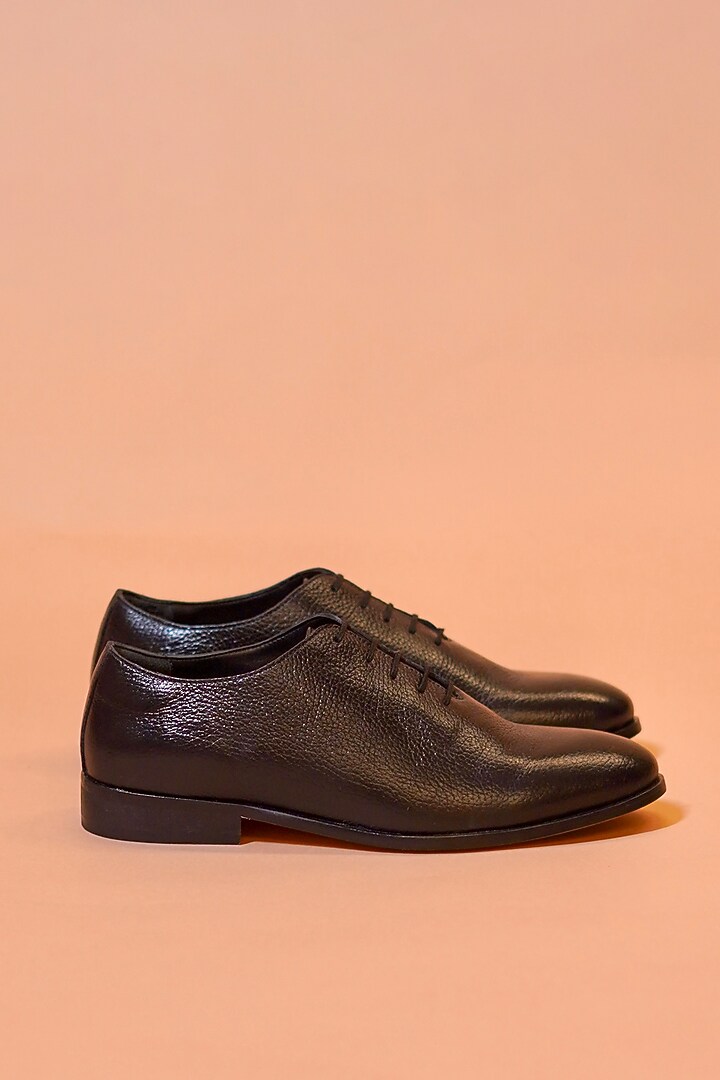 Black Textured Milled Leather Shoes by Dmodot at Pernia's Pop Up Shop