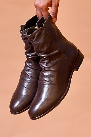 Dark Brown Wrinkled Leather Boots by Dmodot