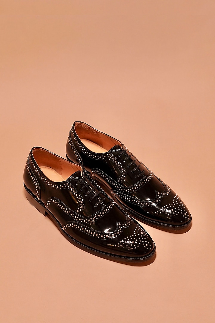 Black Leather Oxford Shoes by Dmodot