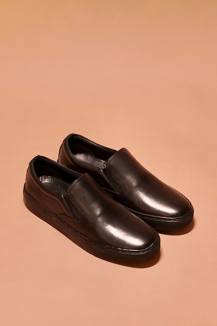 Black Full Grain Leather Slip-On Sneakers by Dmodot