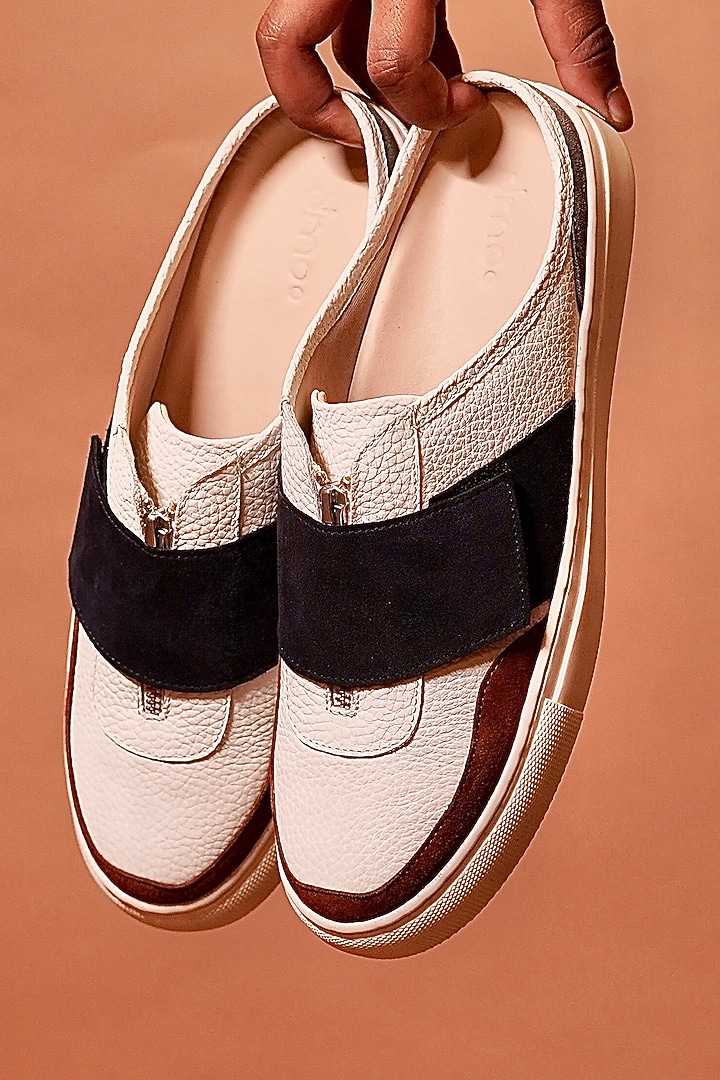 White & Navy Grain Leather Mules by Dmodot at Pernia's Pop Up Shop