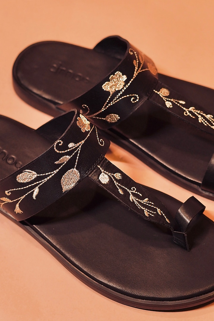 Black Grain Leather Embroidered Kolhapuri Flats by Dmodot at Pernia's Pop Up Shop