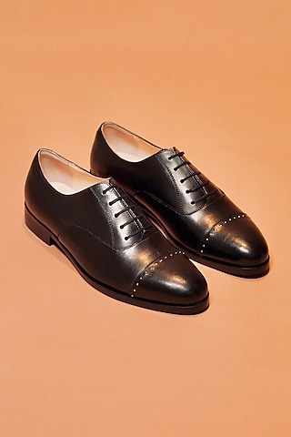 Black Leather Oxford Shoes by Dmodot