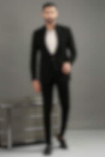 Black Suiting Tuxedo Set by DMODE