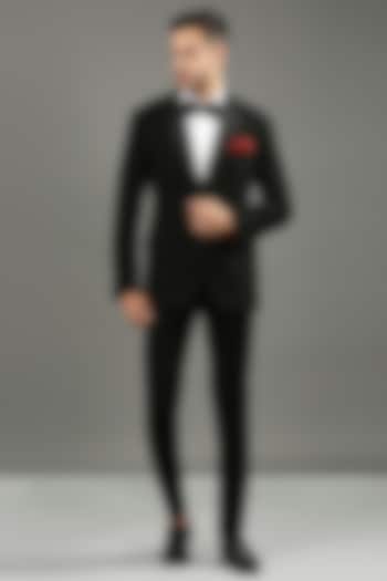 Black Suiting Pleated Tuxedo Set by DMODE