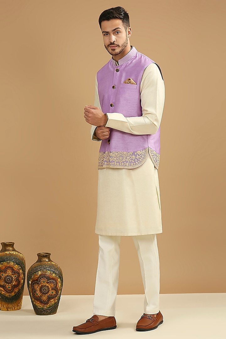 Lilac Dupion Silk Floral Embroidered Bundi Jacket Set by DMODE at Pernia's Pop Up Shop