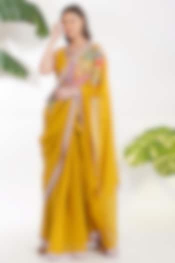Yellow Printed Saree Set by Devyani Mehrotra